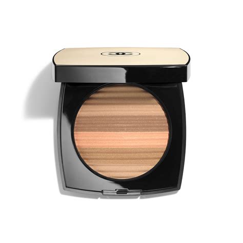 which chanel les beiges powder contains for yellow undertones|Chanel Les Beiges powder compact.